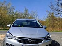 używany Opel Astra Sport Tourer+