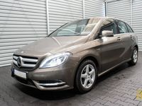 używany Mercedes B180 1.8dm 109KM 2012r. 254 000km