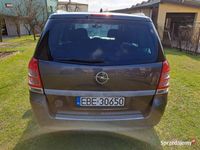 używany Opel Zafira B orginalny lakier usb 7osobowy