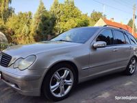 używany Mercedes C270 W203 2Kluczyki Xenon Skóra Navi Bosse Tel Hak