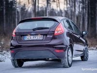 Używany Ford Fiesta 2009 Bordowy Hatchback