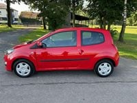 Używany Renault Twingo 75 KM (55 kW) 2013 Czerwony Hatchback