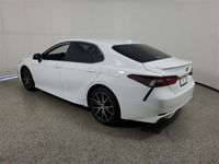 używany Toyota Camry 2.5dm 203KM 2024r. 341km