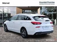 Używany Hyundai i30 120 KM (88 kW) 2024 Biały (metalik) Kombi