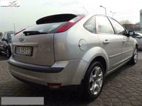 Używany Ford Focus 90 KM (66 kW) 2007 Srebrny (metalik) Hatchback
