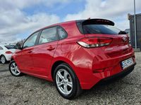 Używany Hyundai i30 110 KM (80 kW) 2020 Czerwony Hatchback