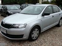 Używany Skoda Rapid 75 KM (55 kW) 2013 Srebrny (metalik) Sedan/Limuzyna