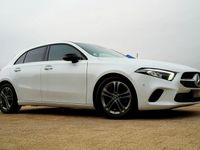 Używany Mercedes A180 116 KM (85 kW) 2020 Biały (metalik) Hatchback
