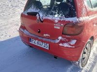 Używany Toyota Yaris 2005 Czerwony Hatchback