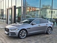 Używany Jaguar XE SE 204 KM (150 kW) 2022 Szary (metalik) Sedan/Limuzyna