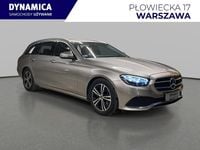 Używany Mercedes E220 194 KM (142 kW) 2021 Beżowy (metalik) Kombi