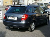 używany Skoda Fabia 1.2dm 75KM 2011r. 216 000km