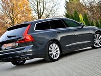 Używany Volvo V90 150 KM (110 kW) 2017 Szary (metalik) Kombi