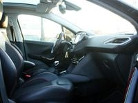 Używany Peugeot 208 110 KM (80 kW) 2018 Czarny (metalik) Hatchback