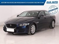 Używany Jaguar XE 180 KM (132 kW) 2018 Błękitny Sedan/Limuzyna