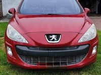Używany Peugeot 308 SW 2008 Czerwony Kombi