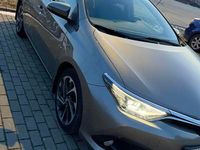 Używany Toyota Auris Hybrid 2016