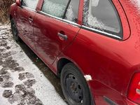 Używany Skoda Fabia 2003 Czerwony Kombi
