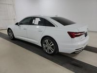 używany Audi A6 2dm 261KM 2023r. 12 300km