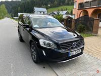 Używany Volvo XC60 2016 Czarny SUV