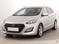 Używany Hyundai i30 90 KM (66 kW) 2015 Srebrny Kombi