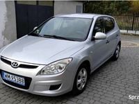 Używany Hyundai i30 Base 90 KM (66 kW) 2009 Srebrny Hatchback