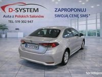 Używany Toyota Corolla 132 KM (97 kW) 2021 Srebrny (metalik) Sedan/Limuzyna