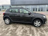 używany Dacia Sandero Stepway 0.9dm 90KM 2019r. 48 687km