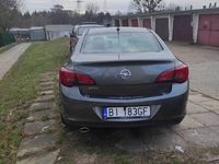 używany Opel Astra 2018 z gazem, zadbany