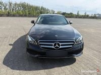 Używany Mercedes E200 Avantgarde 150 KM (110 kW) 2018 Czarny Sedan/Limuzyna