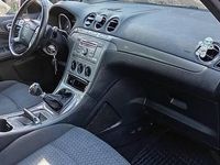 używany Ford S-MAX 2.0 131KM+ grzane fotele, klimatyzacja itd..)