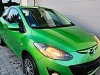 Używany Mazda 2 75 KM (55 kW) 2012 Zielony Hatchback