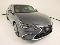 używany Lexus ES300 3.5dm 302KM 2024r. 3 141km