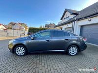 Używany Toyota Avensis Premium 147 KM (108 kW) 2011 Szary Sedan/Limuzyna