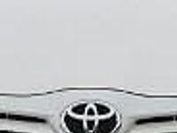 Używany Toyota Auris 132 KM (97 kW) 2012 Biały Hatchback