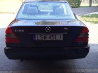 Używany Mercedes C180 1995 Czarny Sedan/Limuzyna