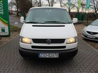 używany VW Caravelle 2.5dm 102KM 2000r. 497 000km