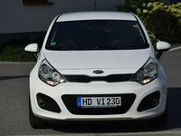 Używany Kia Rio 85 KM (62 kW) 2013 Biały Hatchback