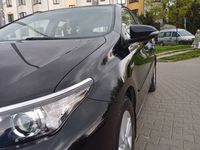 używany Toyota Auris Hybrid 2016r salon polska bezwypadkowa