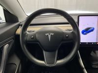 używany Tesla Model 3 498KM 2018r. 54 923km