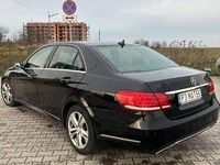 Używany Mercedes E350 2013 Czarny Sedan/Limuzyna