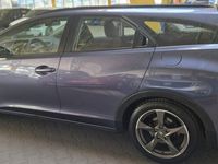 Używany Honda Civic 120 KM (88 kW) 2014 Niebieski Sedan/Limuzyna