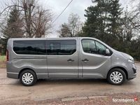 używany Opel Vivaro 9-osobowy