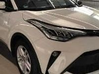 używany Toyota C-HR 1.8dm 122KM 2023r. 21 900km