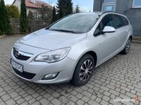 używany Opel Astra 1.4T 140KM 2011r Stan BDB