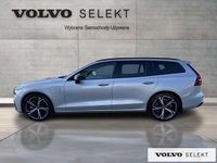 Używany Volvo V60 349 KM (256 kW) 2025 Srebrny Kombi