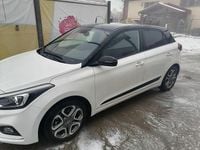 używany Hyundai i20 pakiet wyposażenia PREMIUM