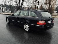 Używany Mercedes E500 Elegance 2004 Czarny Kombi