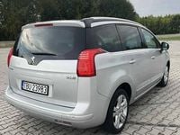 Używany Peugeot 5008 2012 Srebrny Minivan
