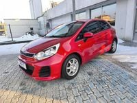 Używany Kia Rio 109 KM (80 kW) 2016 Bordowy (metalik) Hatchback
